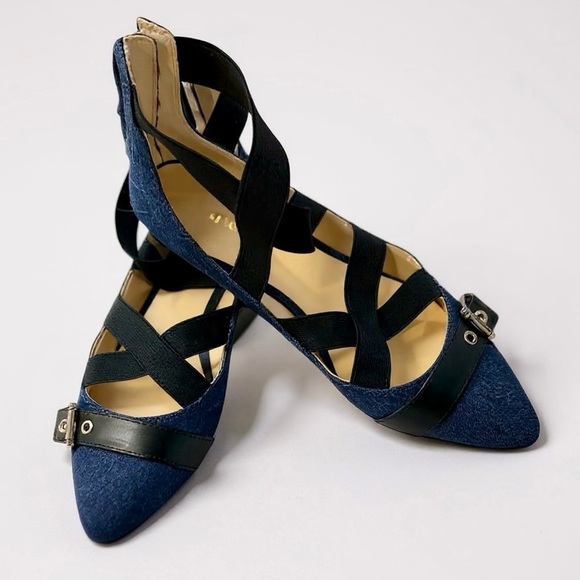 NINE WEST 8.5 Denim Blue Flats Black Straps Ankle Zip Smoak  R $99 - Picture 10 of 10
